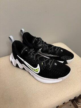 Nike Giannis Immortality “Black Volt” Mens Size 12 Basketball Shoes CZ4099-010